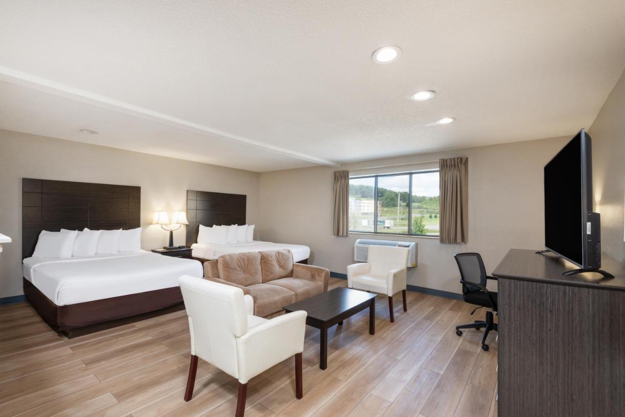 Days Inn By Wyndham Somerset Pa I-70 I-76 Eksteriør billede
